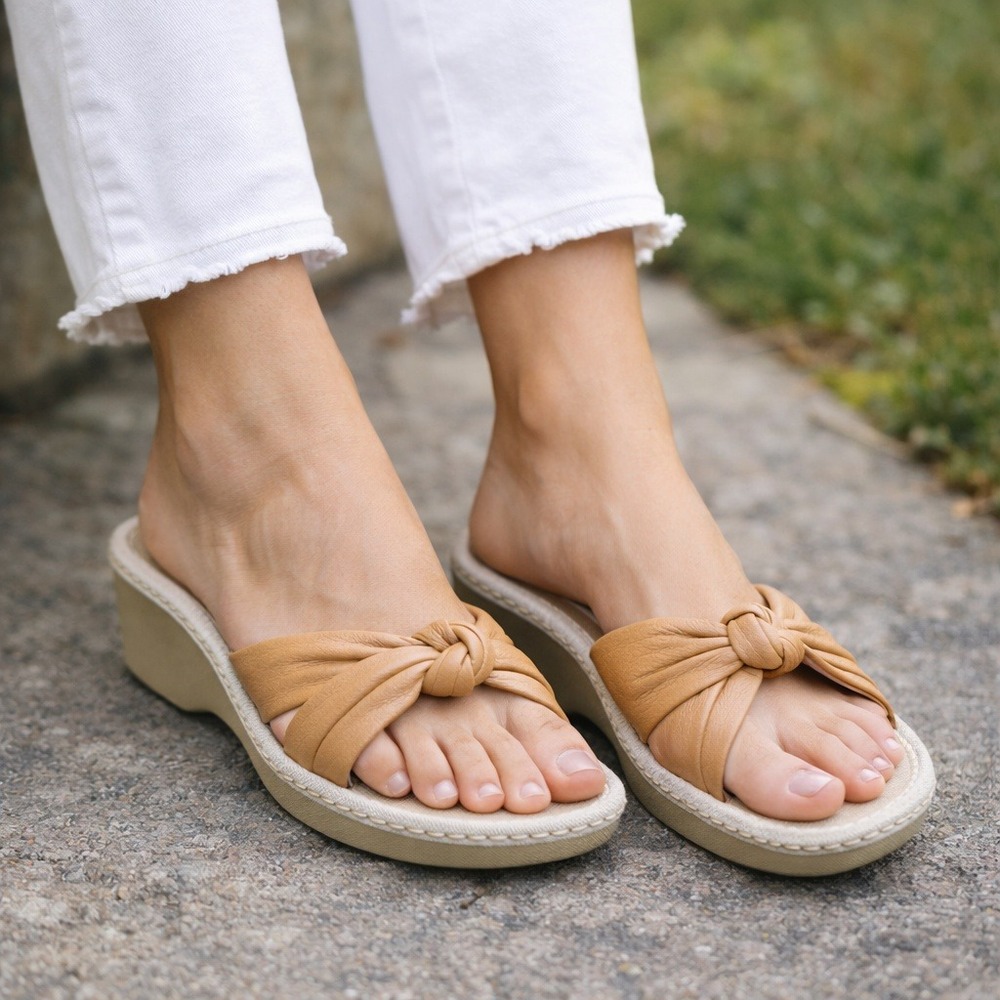 Earth Spirit Liberty Leather Wedge‎ Slide Sandals Tan Knotted Women's Size 8